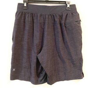 lululemon athletica men’s Charcoal Athletic Shorts, size small